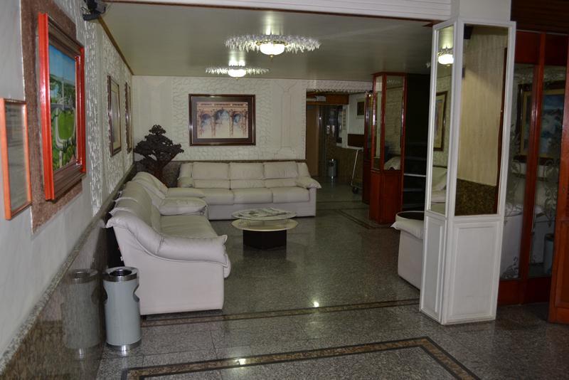 Fares Turis Hotel Uruguaiana Buitenkant foto